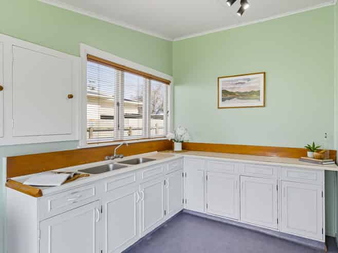 106 Queen Street, Levin
