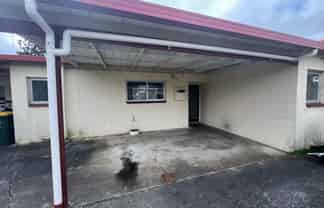 2/13 Sandspit Road, Waiuku