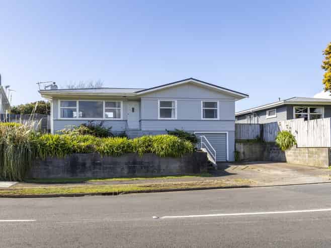 43 Belair Avenue, Blagdon