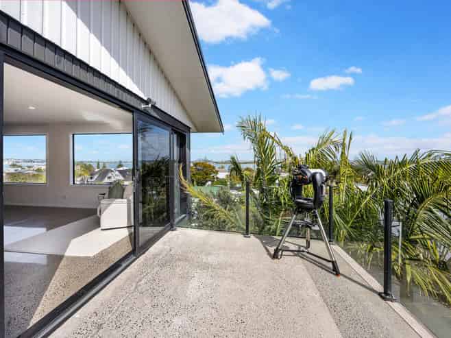64A Hattaway Avenue, Bucklands Beach