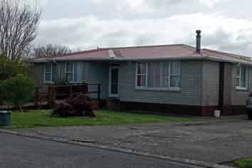 19 Lee Ave , Paeroa