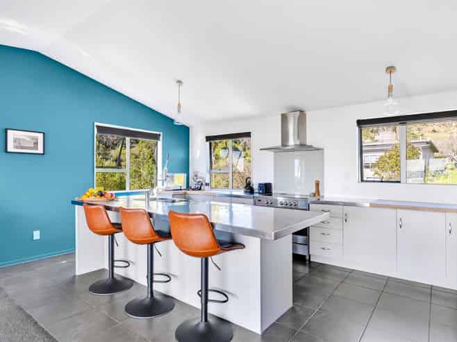 9 Kowhatu Grove, Pohara