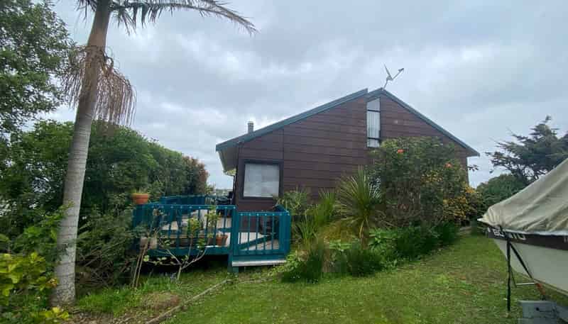8 Branston Avenue, Browns Bay