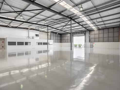 Stylish industrial in prime location