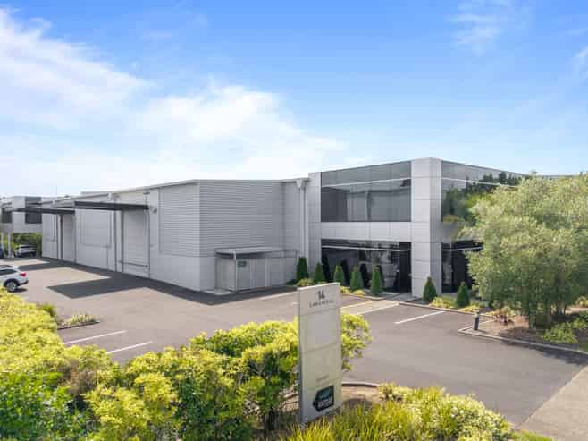 Stylish industrial in prime location