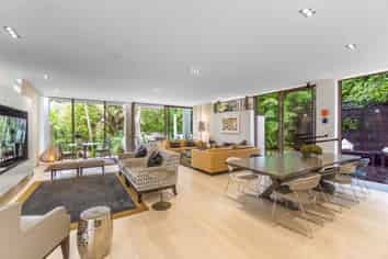 22 Taurarua Terrace, Parnell