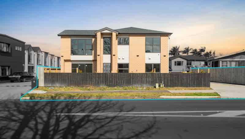 1/92 Elliot Street, Pahurehure