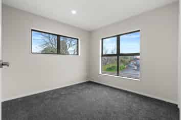 1/92 Elliot Street, Pahurehure
