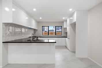 Lot 2/92 Elliot Street, Pahurehure