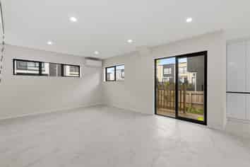 4/92 Elliot Street, Pahurehure