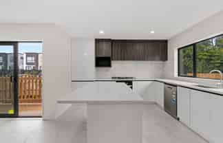 Lot 4/92 Elliot Street, Pahurehure