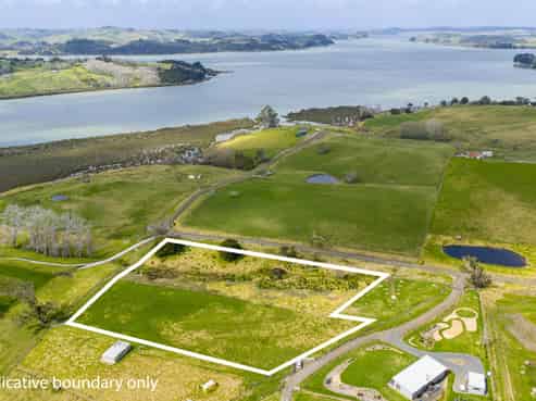 Lot 2 Minnie Casey Rise, Matakohe