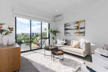 34 Nugget Avenue, Hobsonville