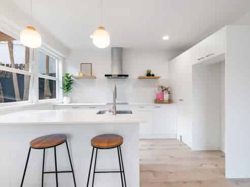 6 Kingsway Avenue, Sandringham