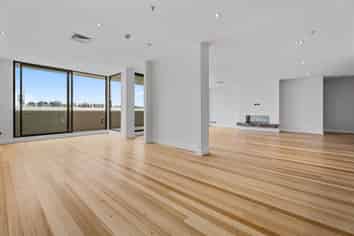 401/2 Ruskin Street , Parnell