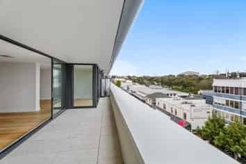 401/2 Ruskin Street , Parnell