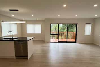 29 Robert Burke Place, Henderson