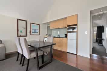 24/6 Harts Creek Lane, Northwood