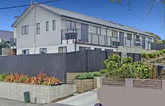 2/532 Armagh St, Linwood