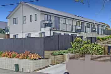 2/532 Armagh St, Linwood