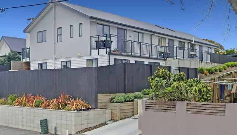 2/532 Armagh St, Linwood