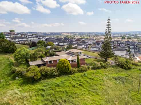 16-18 Babich Road, Henderson Valley