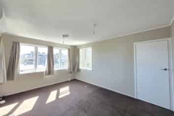 61 Penrose Road, Mount Wellington