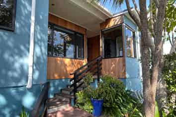16  Burrell Road Extension, Oneroa
