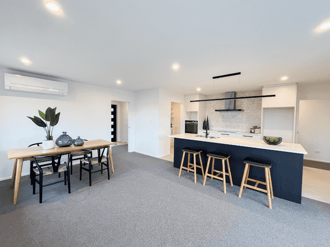 5 Upham Way, Amberley