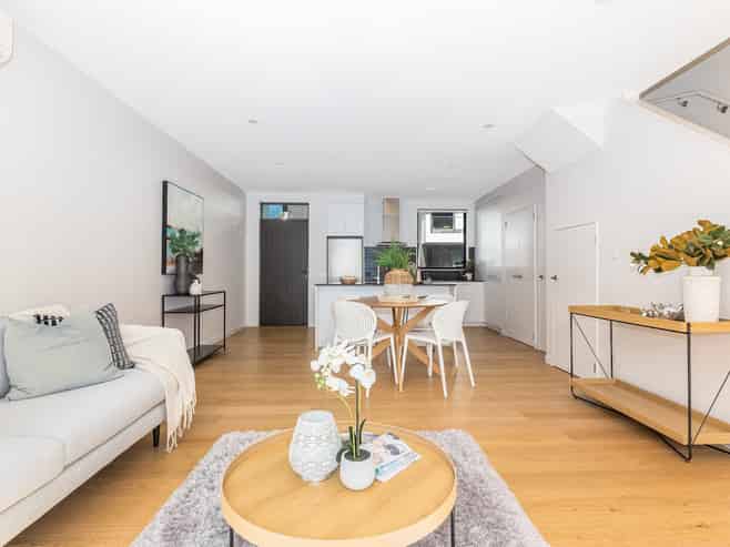 24 Rua Kai Way, Brooklyn