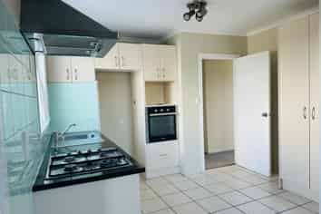 1/178 White Swan Road, Mount Roskill