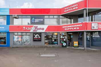 711A Tremaine Avenue - For sale by negotiation