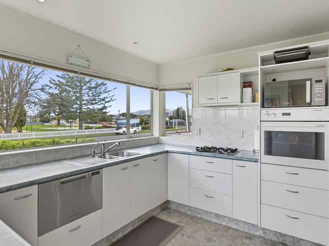 174 Bath Street, Levin