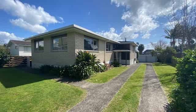 181 Levers Road, Matua