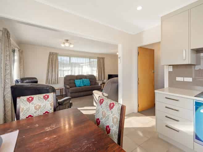 9B Crombie Street, Gore