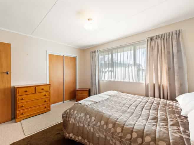 9B Crombie Street, Gore