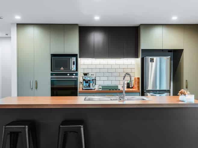 18 Tai Road, Wharewaka