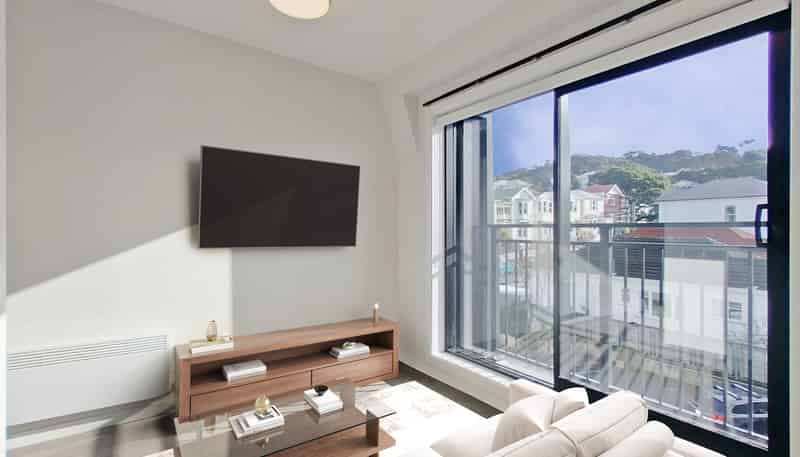 404/2 Colombo Street, Newtown