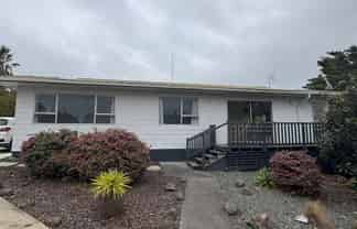35 Nottingham Road, Onerahi