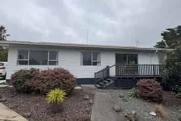 35 Nottingham Road, Onerahi