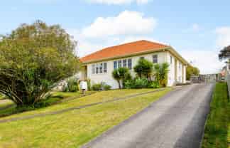 17 Plunket Terrace, Hamilton East