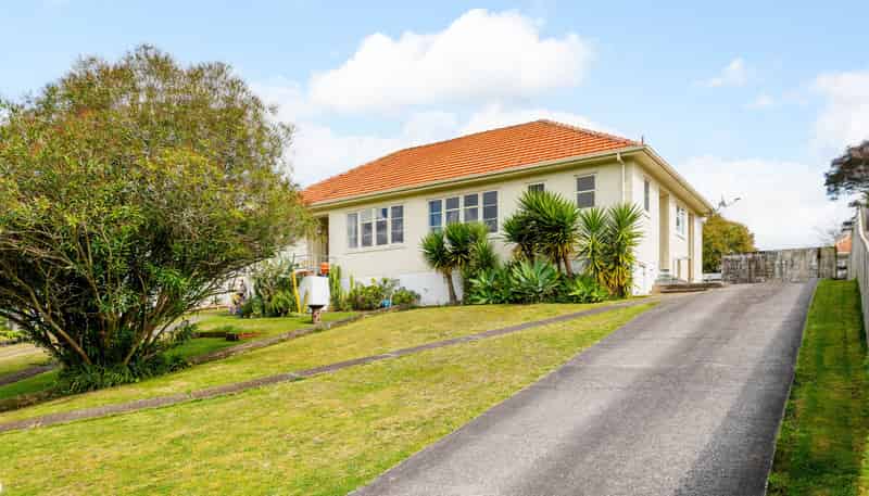17 Plunket Terrace, Hamilton East