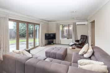 15 Sovereign Gardens, Halswell