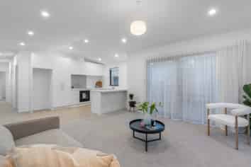 10/213 Gordon Road, Mosgiel