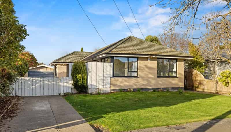 26 Liverton Crescent, Bishopdale