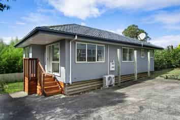 11A Hollinbrigg Place, Manurewa