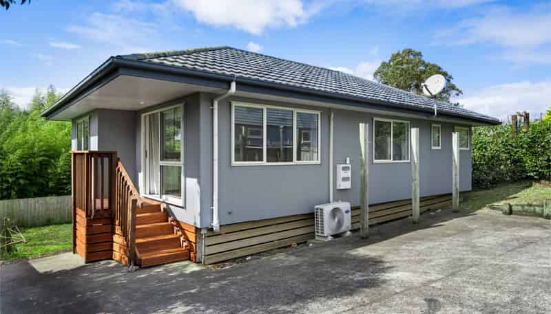 11A Hollinbrigg Place, Manurewa