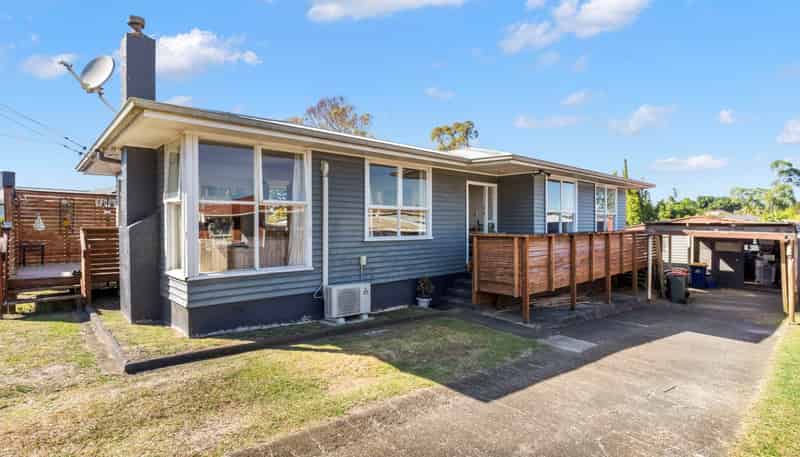 74 Blake Road, Mangere East