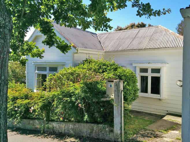 61 Second Avenue, Kingsland