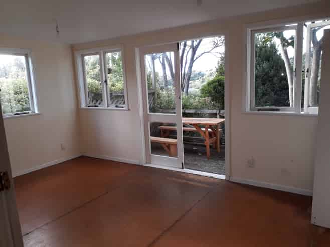 61 Second Avenue, Kingsland